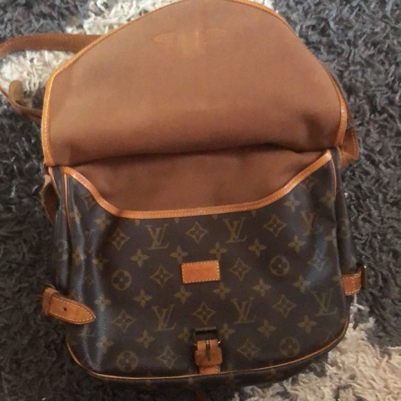 Authentic Vintage Louis Vuitton - Picture 10 of 16